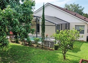 10121 Doriath Cir in Orlando, FL - Building Photo - Building Photo