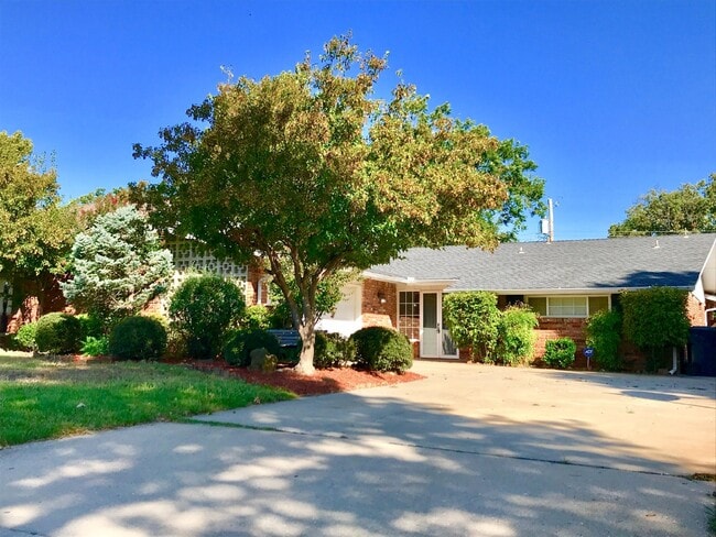 property at 4917 NW 29th St