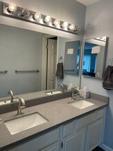 2340 Hosp Way, Unit 317 in Carlsbad, CA - Building Photo - Building Photo