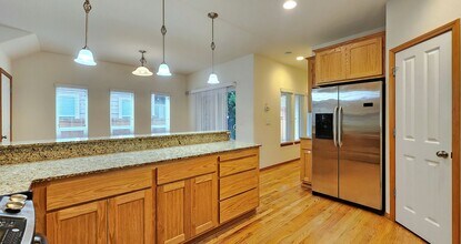 7332 Olympic Dr in Everett, WA - Building Photo - Building Photo