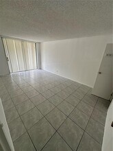 2101 Atlantic Shores Blvd in Hallandale Beach, FL - Building Photo - Building Photo