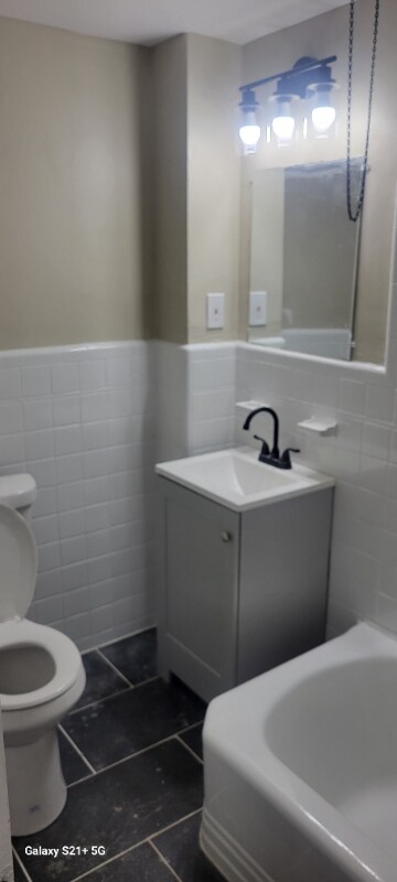 5004 Griscom St photo'