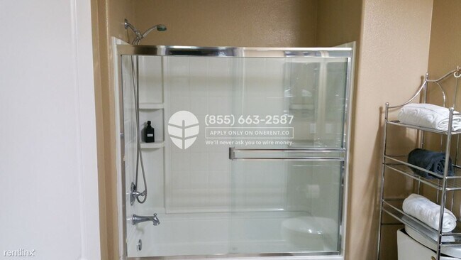 12664 Chapman Ave-Unit -Unit 1107 in Garden Grove, CA - Building Photo - Building Photo