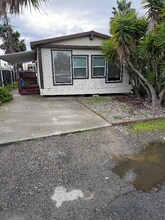 5625 Sandmound Blvd in Oakley, CA - Building Photo - Building Photo