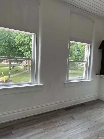 104 W Michigan St in Lagrange, IN - Building Photo - Building Photo