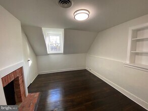 12180 Clarksville Pike in Columbia, MD - Building Photo - Building Photo