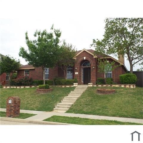 property at 2108 Hickory Ridge Dr