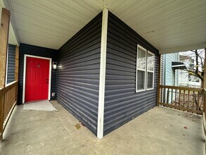 208 N Guilford Ave in Columbus, OH - Foto de edificio - Building Photo