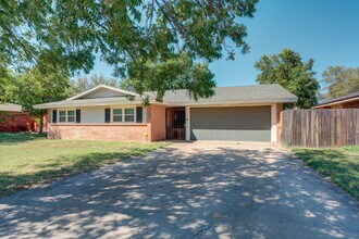 5006 57th St in Lubbock, TX - Building Photo - Building Photo