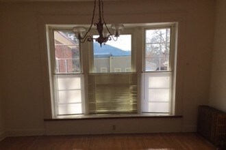 512 Allegheny St, Unit # 1 in Hollidaysburg, PA - Foto de edificio - Building Photo