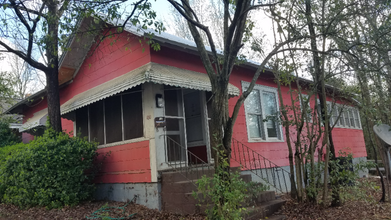 870 N Chase St in Athens, GA - Building Photo - Building Photo