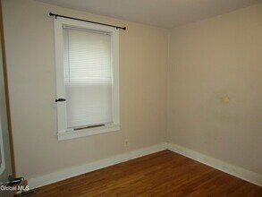 1303 8th Ave in Watervliet, NY - Building Photo - Building Photo