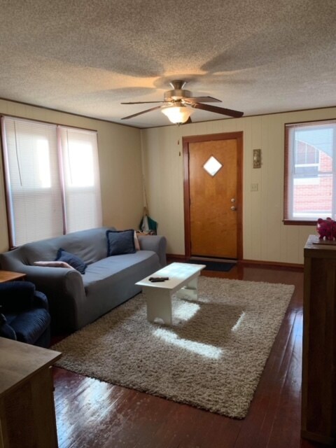 132 Wolford St in Pikeville, KY - Building Photo - Building Photo