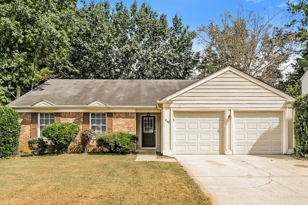 640 Stonebridge Loop in Lithonia, GA - Building Photo