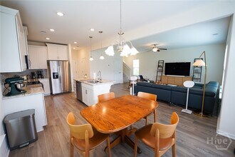 73 Club House Dr in Savannah, GA - Building Photo - Building Photo