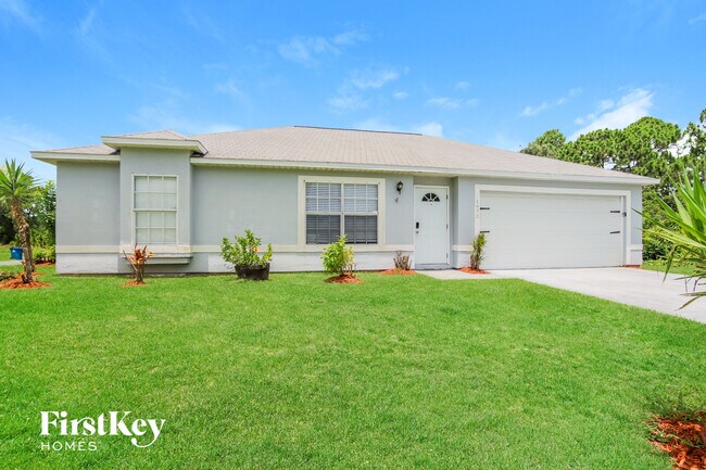 1992 Tranter Ave SE in Palm Bay, FL - Building Photo - Building Photo