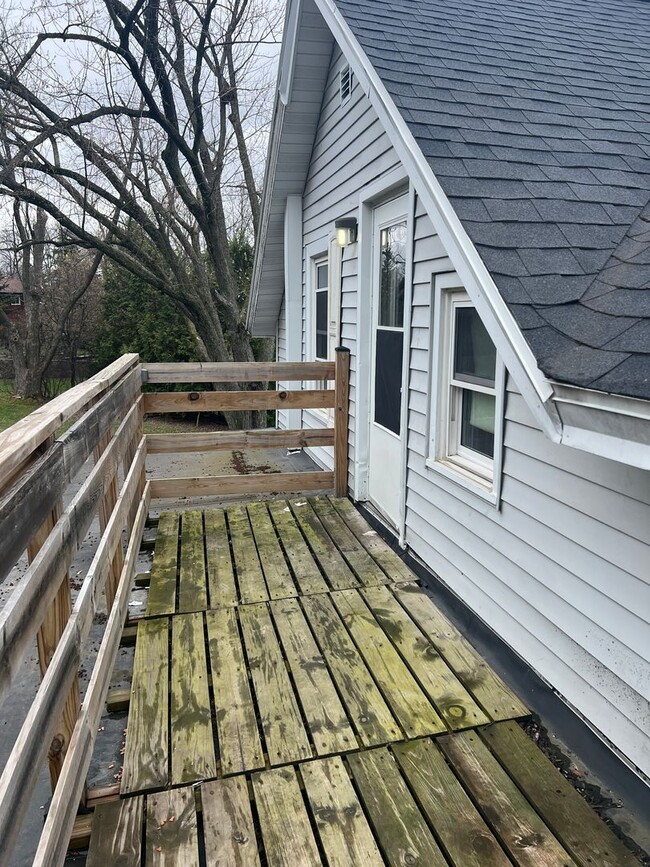 1305 Merrill Ave in Wausau, WI - Building Photo - Building Photo