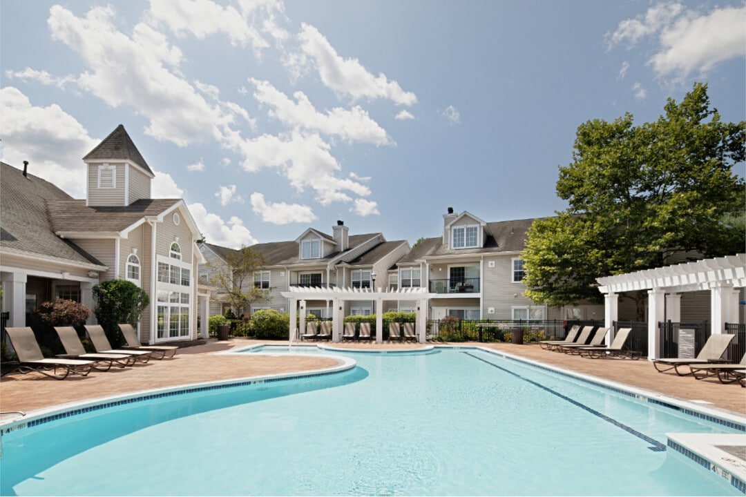 Hayworth Wilton in Wilton, CT - Foto de edificio