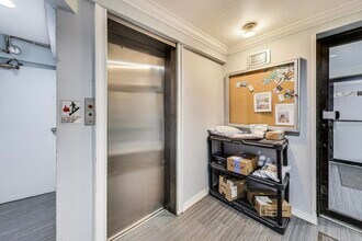 1750 N Wells St in Chicago, IL - Building Photo - Building Photo