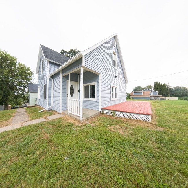 property at 934 23rd St
