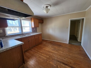 4425 16th Ave in Rock Island, IL - Foto de edificio - Building Photo