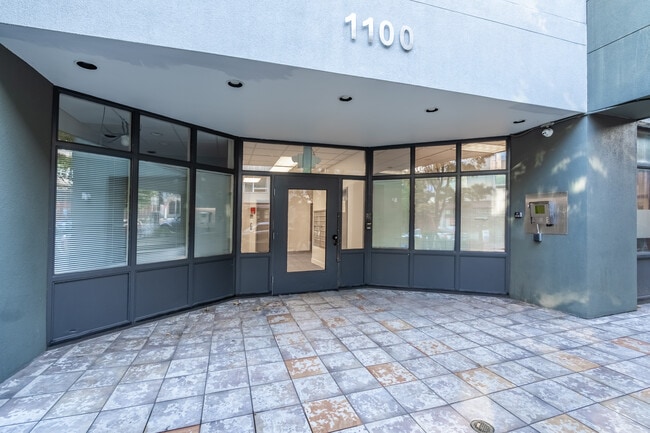 Sunrise Cascade in Seattle, WA - Building Photo - Building Photo