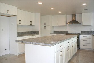 27582 Cenajo in Mission Viejo, CA - Building Photo - Building Photo