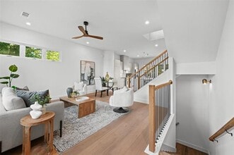 1516 Holly Ave in Dallas, TX - Building Photo - Building Photo