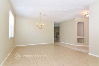 6938 Gray Catbird Loop in Wesley Chapel, FL - Building Photo - Building Photo