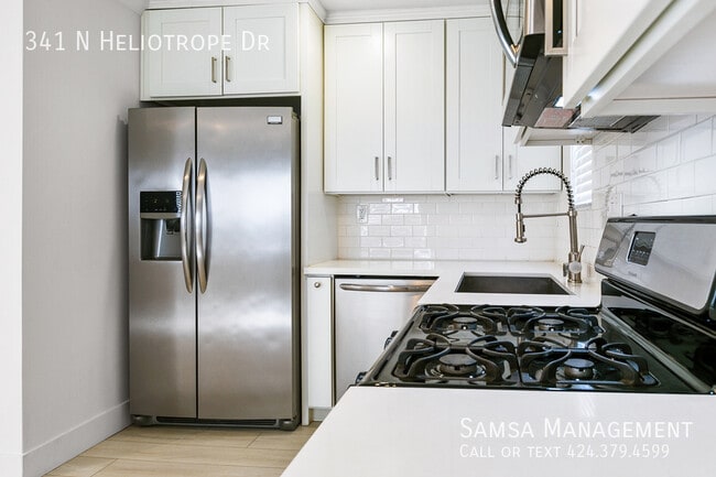 341 Heliotrope Dr in Los Angeles, CA - Building Photo - Building Photo