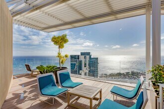 1001 Queen St, Unit 1913 in Honolulu, HI - Foto de edificio - Building Photo