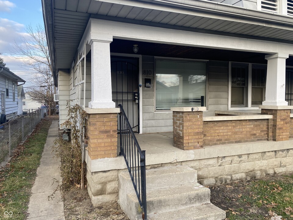 810 N Bradley Ave in Indianapolis, IN - Building Photo