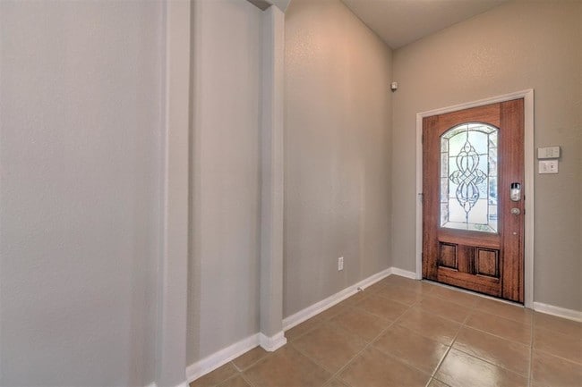 17106 Tupelo Garden Cir in Humble, TX - Foto de edificio - Building Photo