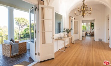 356 St Pierre Rd in Los Angeles, CA - Building Photo - Building Photo