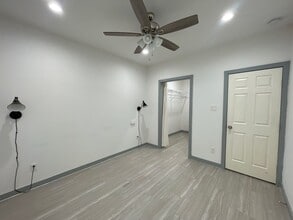 5226 Ridgevan St in Houston, TX - Building Photo - Building Photo