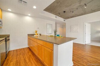 275 S Harrison St in Denver, CO - Building Photo - Building Photo