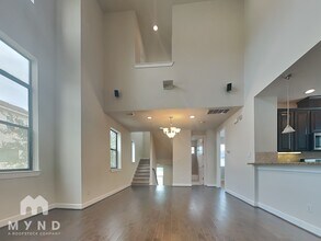 9062 Laverne Cres in Houston, TX - Building Photo - Building Photo