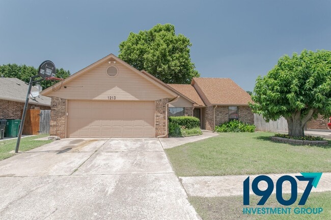1213 SW 133rd St in Oklahoma City, OK - Building Photo - Building Photo