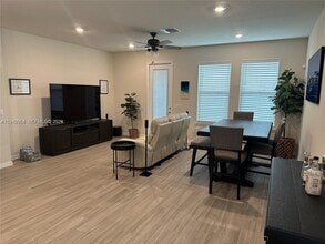 4815 Indio Trl in Wellington, FL - Foto de edificio - Building Photo