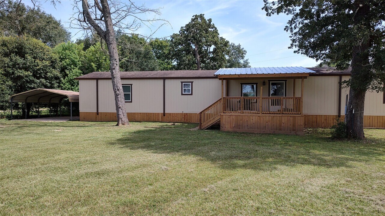 28045 FM 1488 in Hockley, TX - Building Photo