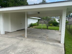 309 S Wakefield Dr in Lafayette, LA - Building Photo - Building Photo