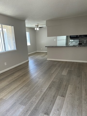 Highland Oaks Apartments & Arcadia Townhomes in Bakersfield, CA - Foto de edificio - Building Photo