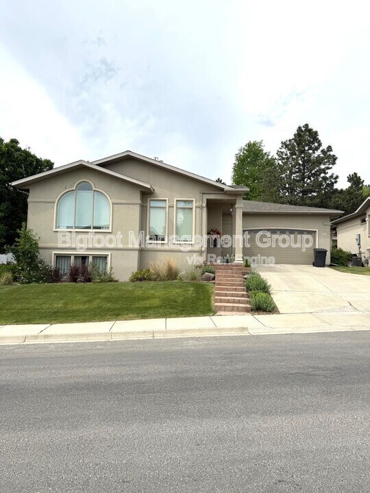 24 Reeders Village Dr in Helena, MT - Building Photo