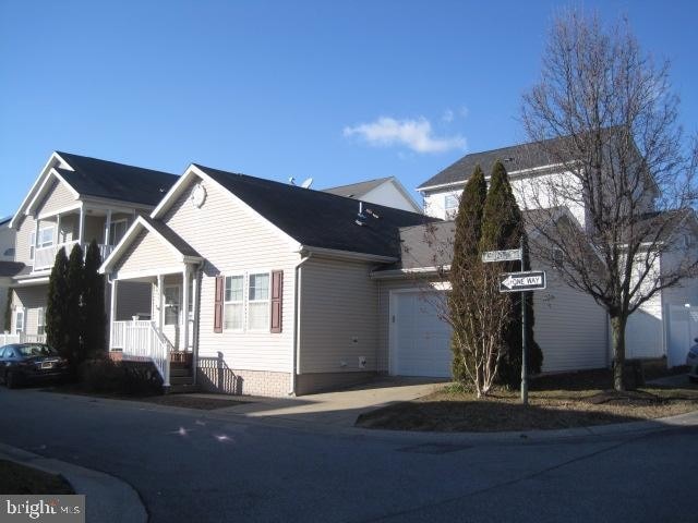7300 Willow Glen Way in Elkridge, MD - Building Photo