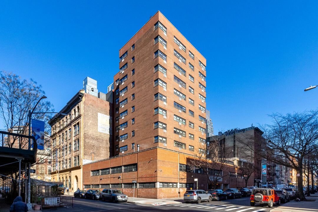 David L. Podell House in New York, NY - Building Photo