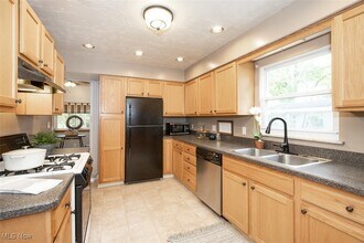 4344 W 227th St in Fairview Park, OH - Building Photo - Building Photo
