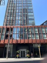 32 Davenport Rd in Toronto, ON - Building Photo