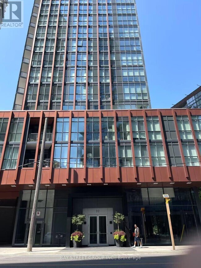 property at 32 Davenport Rd