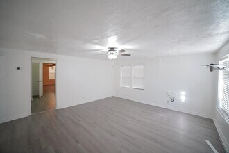 1228 Alabama St in Tallahassee, FL - Building Photo - Building Photo