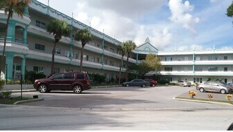 2370 Jamaican St in Clearwater, FL - Building Photo